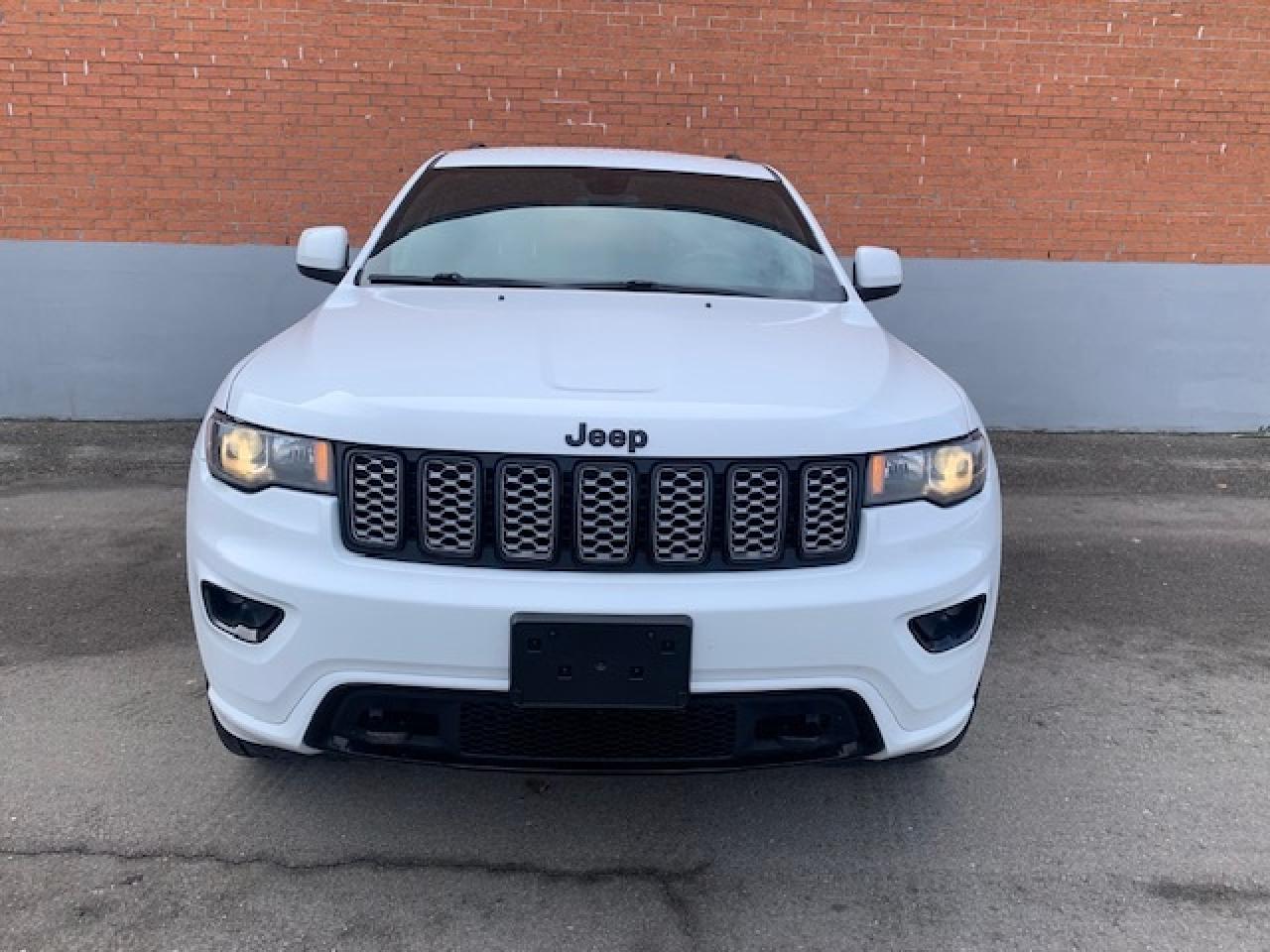 2021 Jeep Grand Cherokee ALTITUDE 4X4 Photo