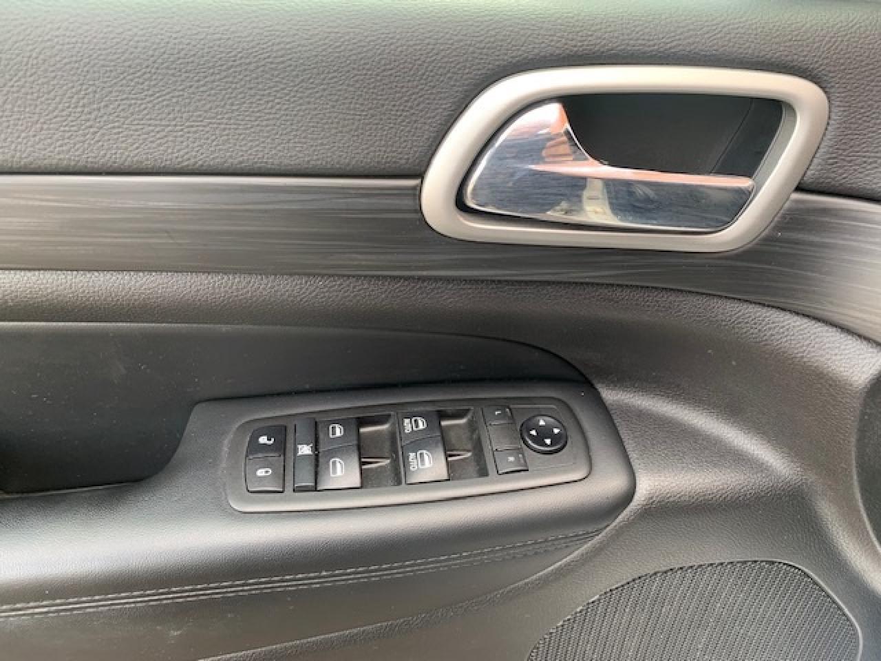 2021 Jeep Grand Cherokee ALTITUDE 4X4 Photo