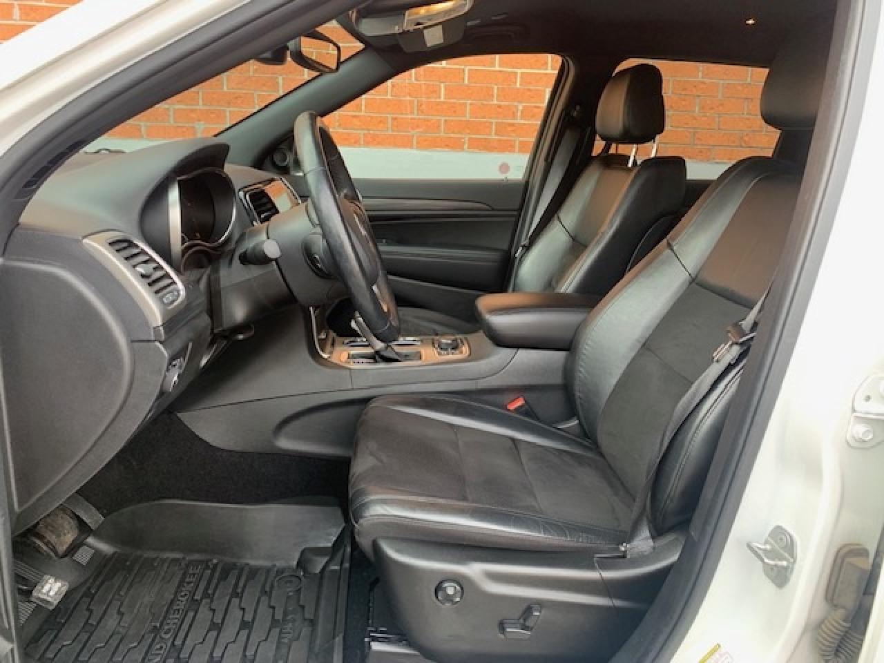 2021 Jeep Grand Cherokee ALTITUDE 4X4 Photo