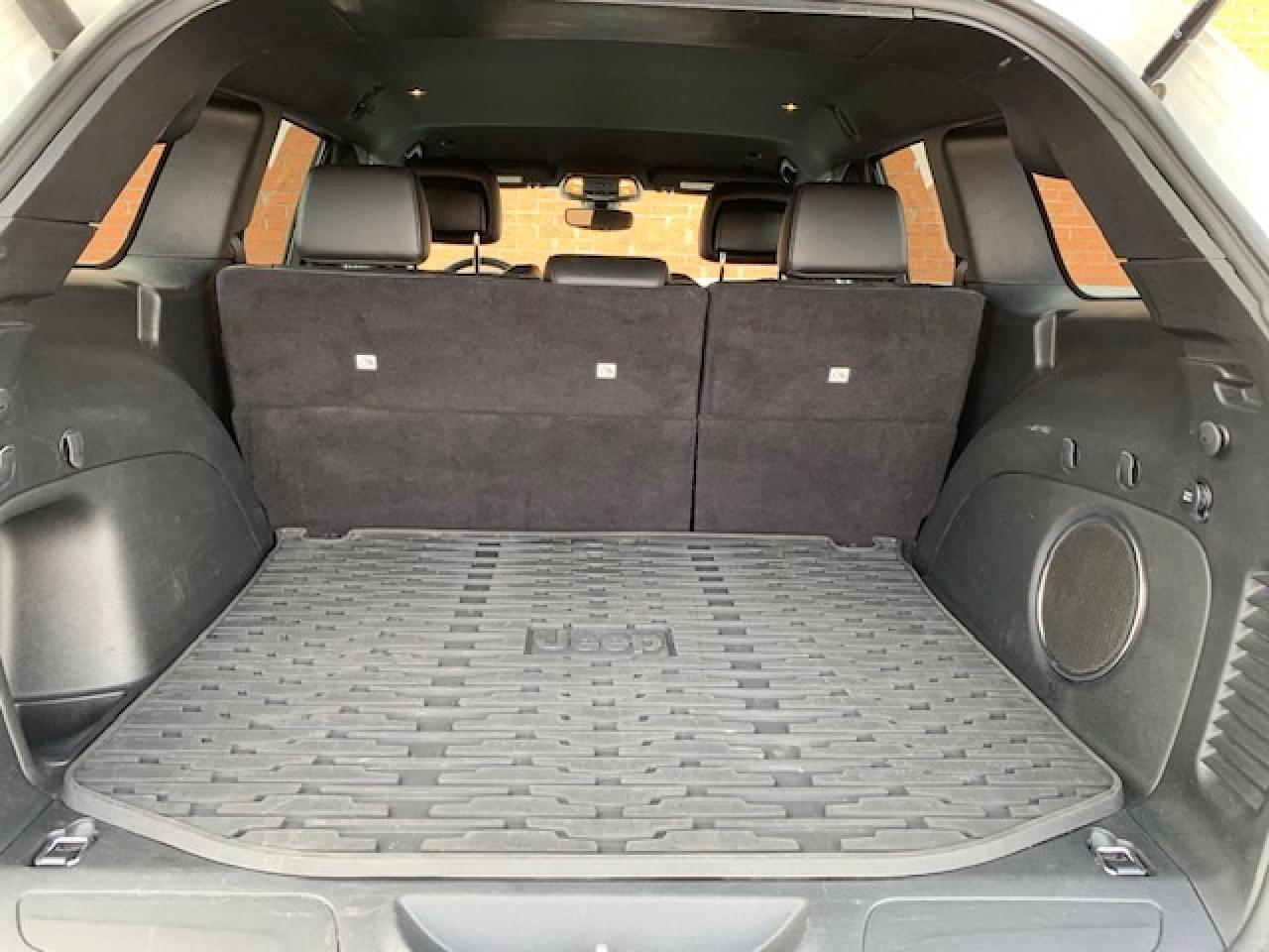 2021 Jeep Grand Cherokee ALTITUDE 4X4 Photo