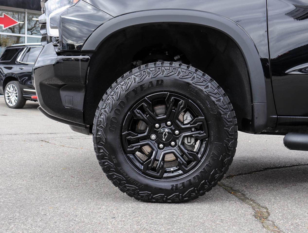 2025 Chevrolet Silverado 1500 ZR2 Photo