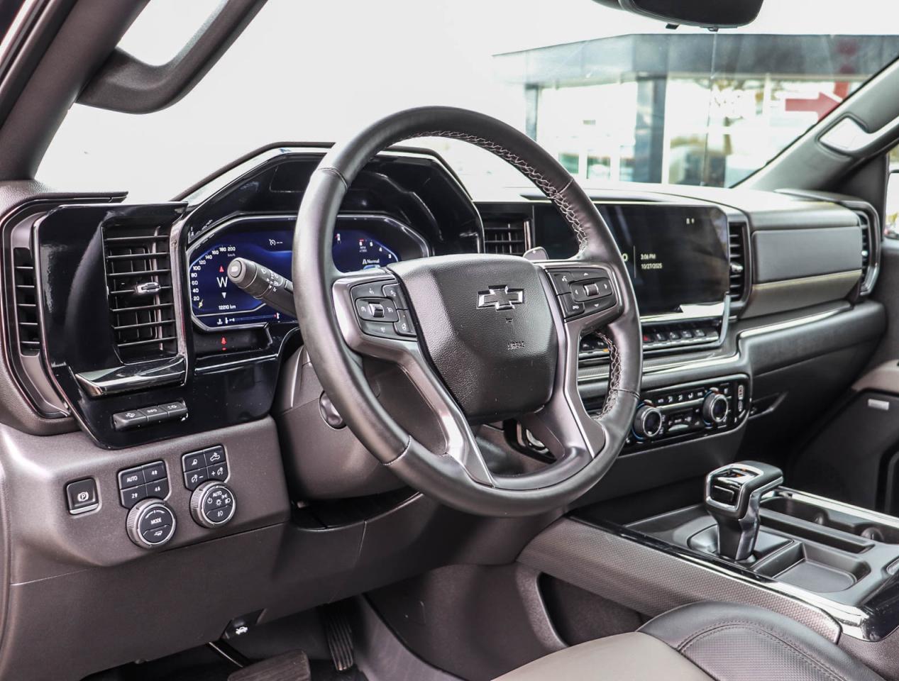 2025 Chevrolet Silverado 1500 ZR2 Photo