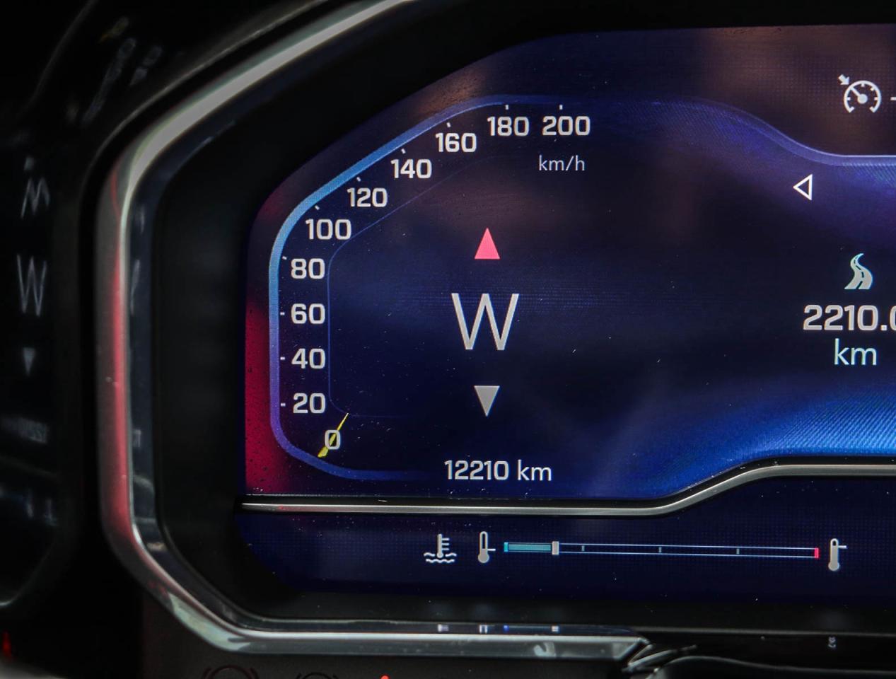 2025 Chevrolet Silverado 1500 ZR2 Photo