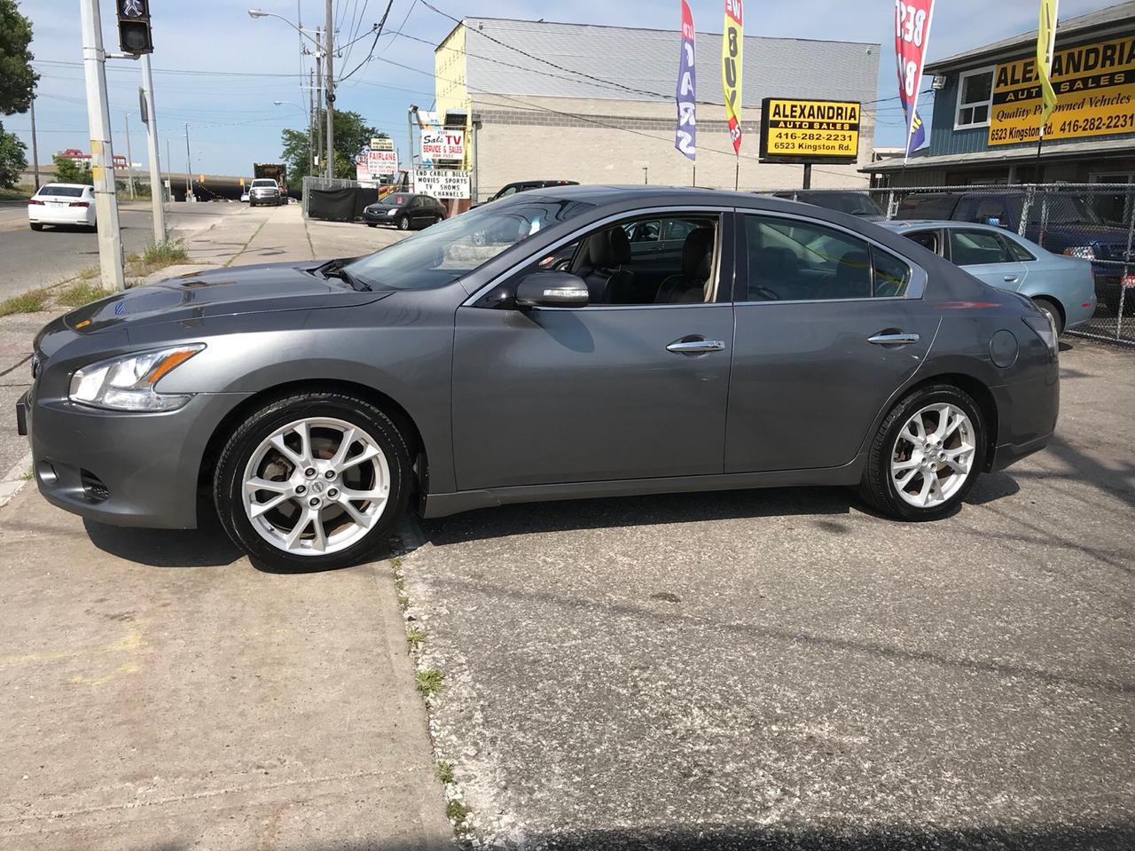 2014 Nissan Maxima SV/LEATHER/SUNROOF Photo