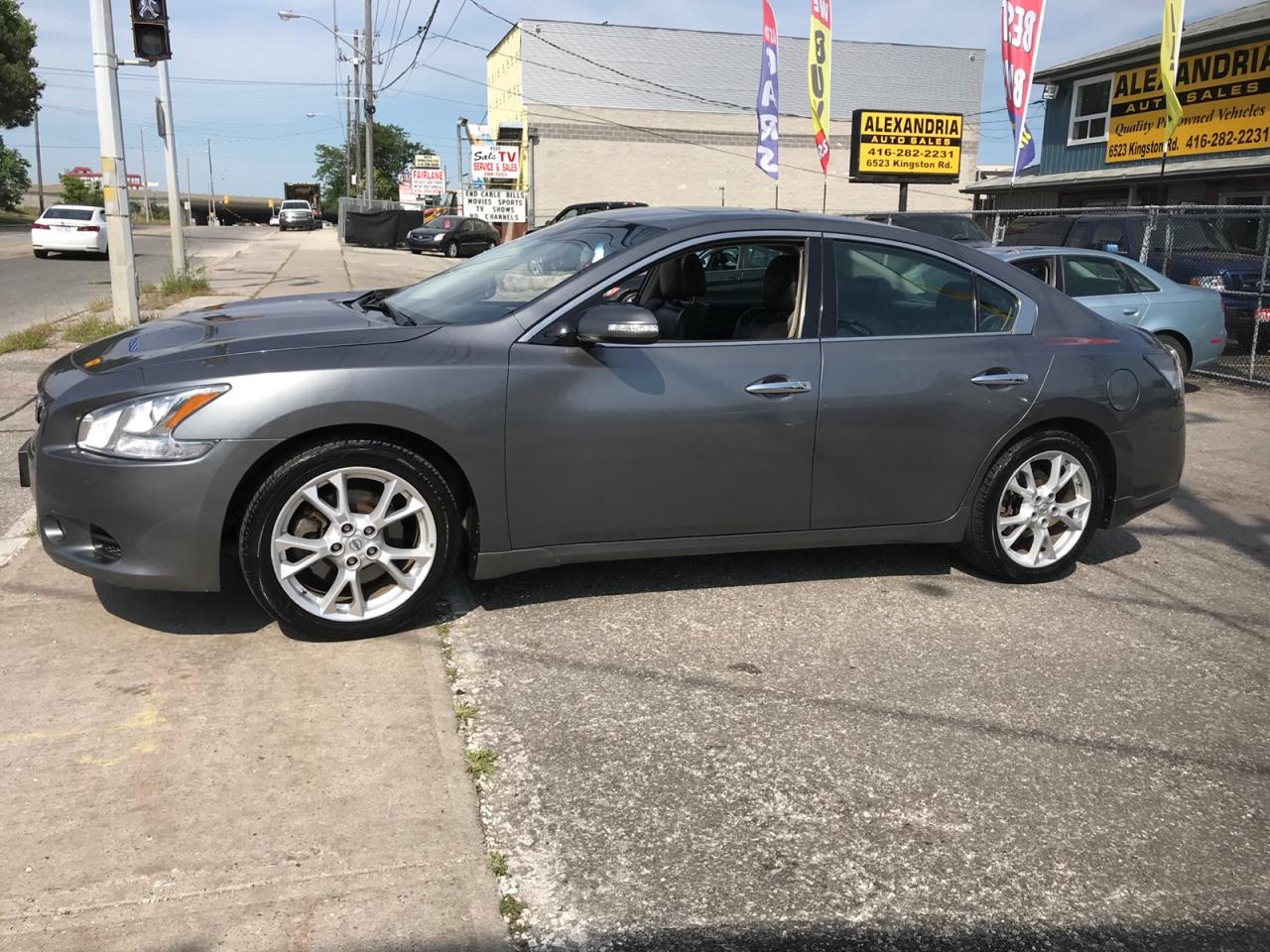 2014 Nissan Maxima SV/LEATHER/SUNROOF Photo