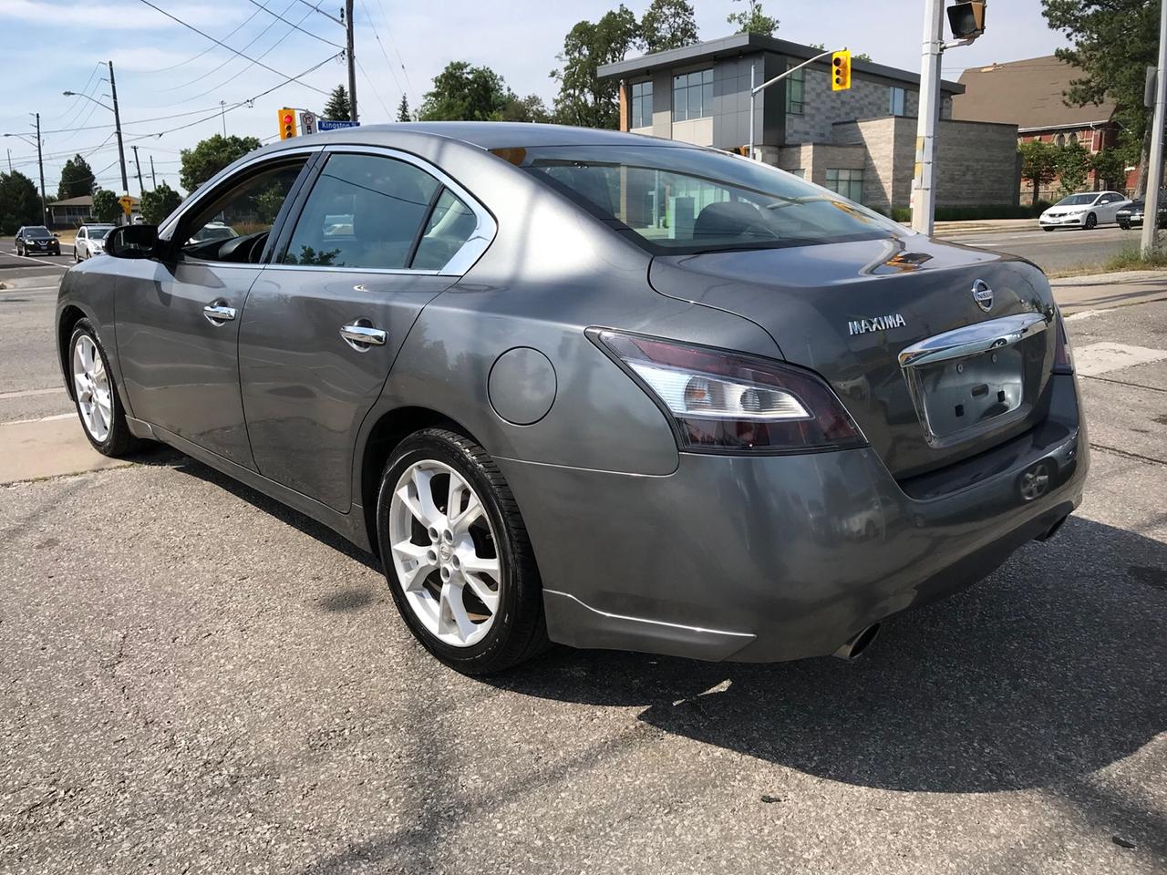 2014 Nissan Maxima SV/LEATHER/SUNROOF Photo
