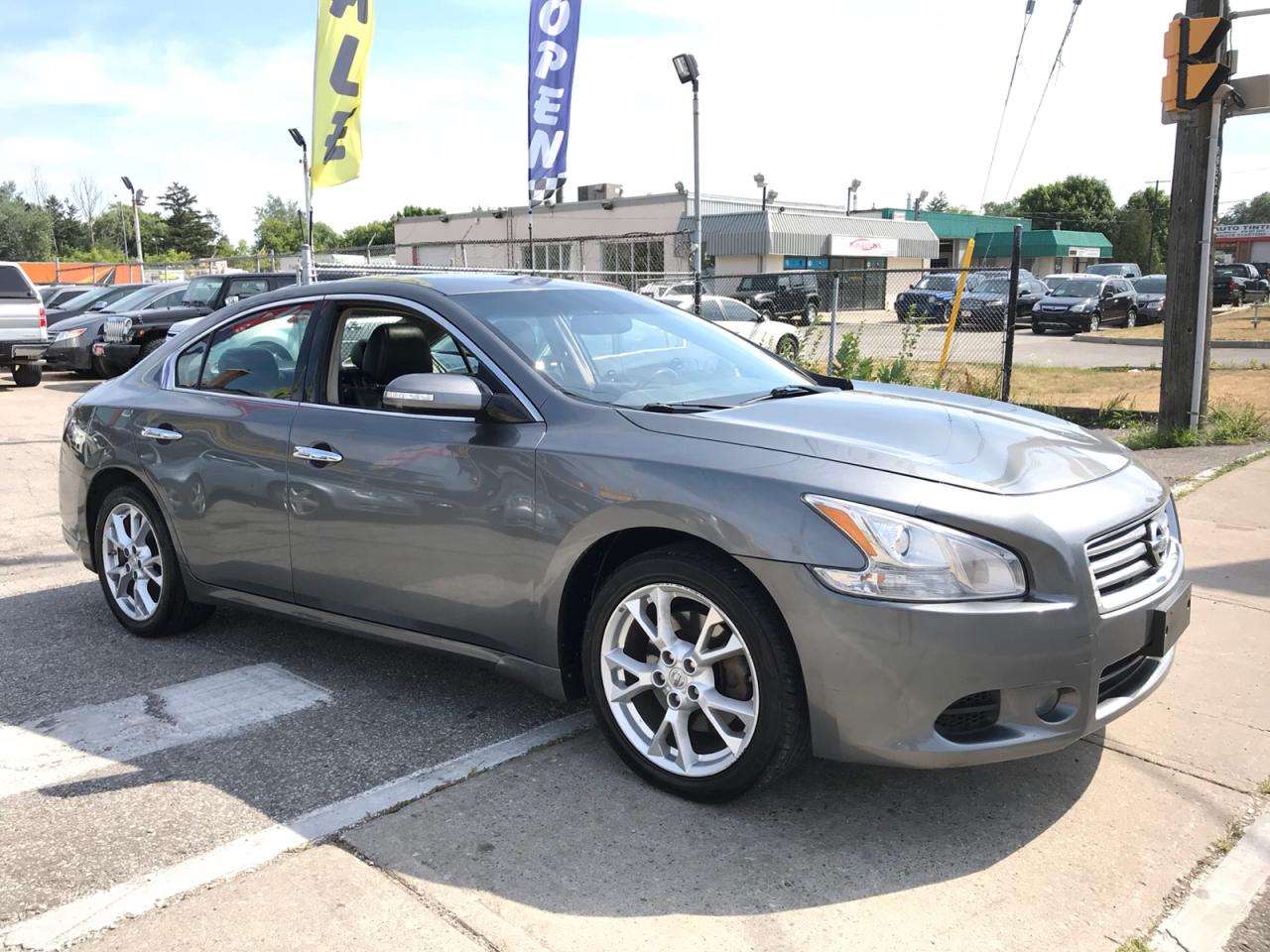 2014 Nissan Maxima SV/LEATHER/SUNROOF Photo
