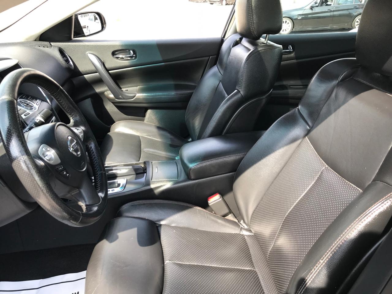 2014 Nissan Maxima SV/LEATHER/SUNROOF Photo