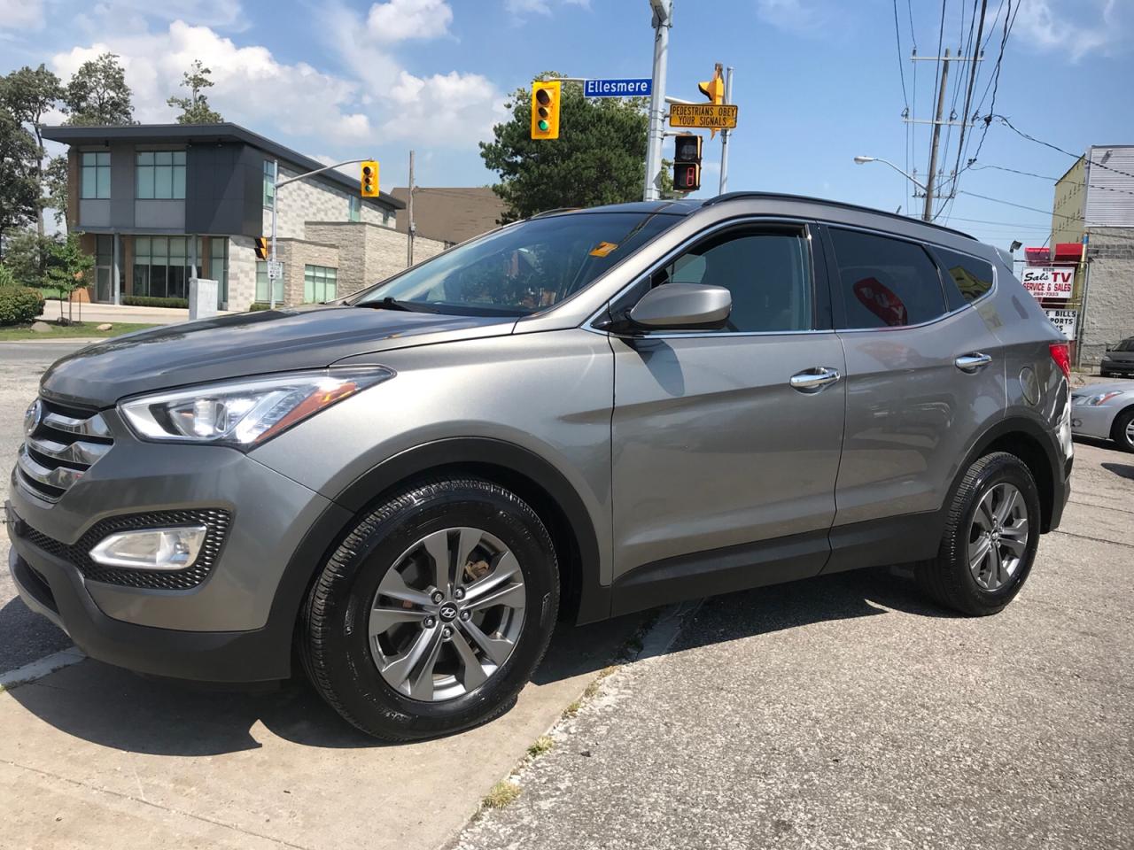 2013 Hyundai Santa Fe Sport 2.0 AWD Photo2