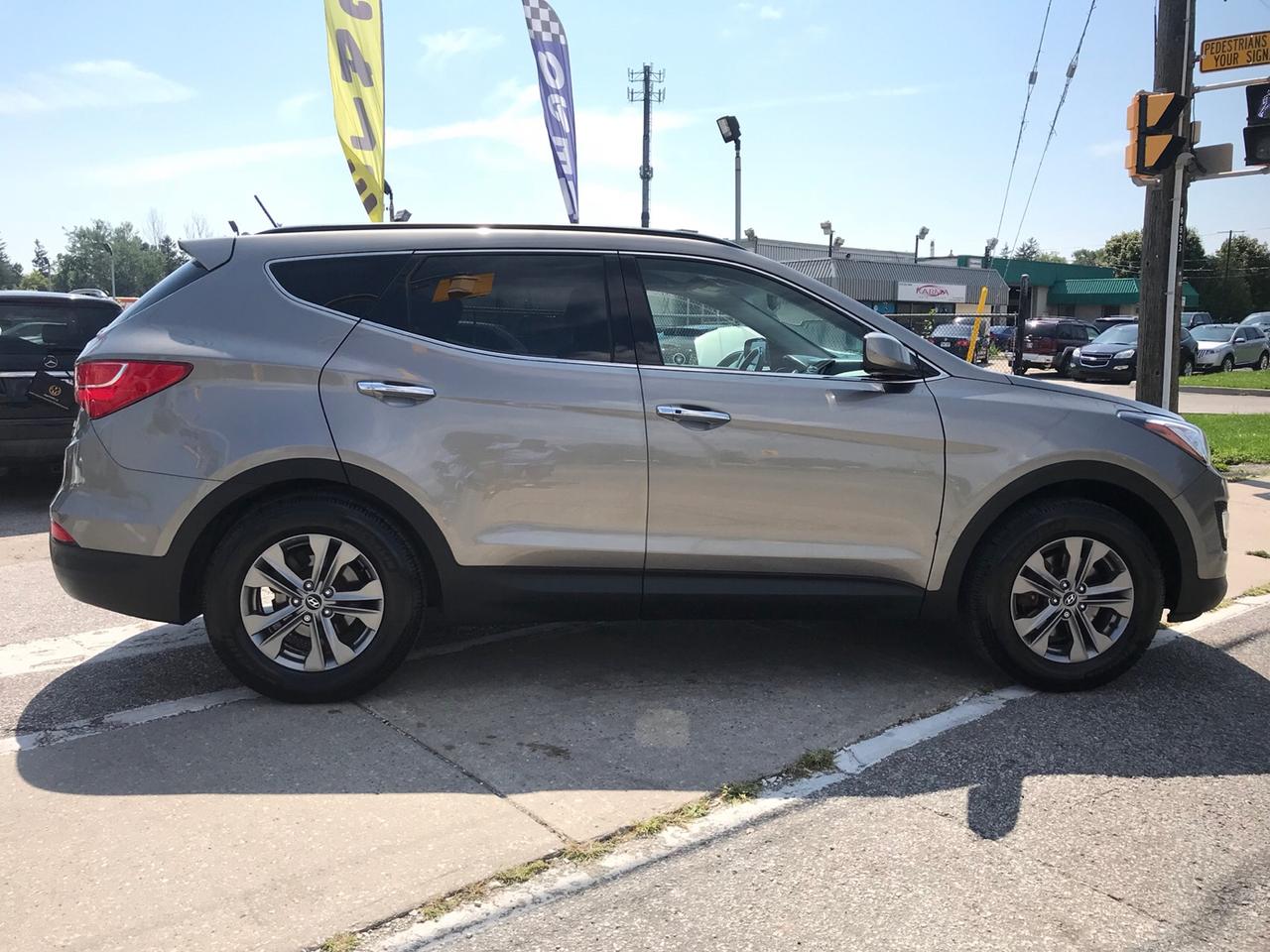 2013 Hyundai Santa Fe Sport 2.0 AWD Photo