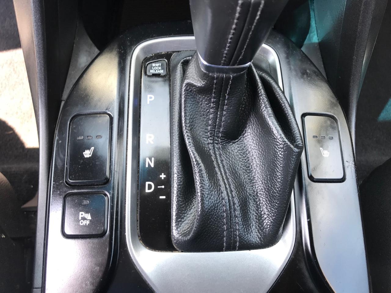 2013 Hyundai Santa Fe Sport 2.0 AWD Photo