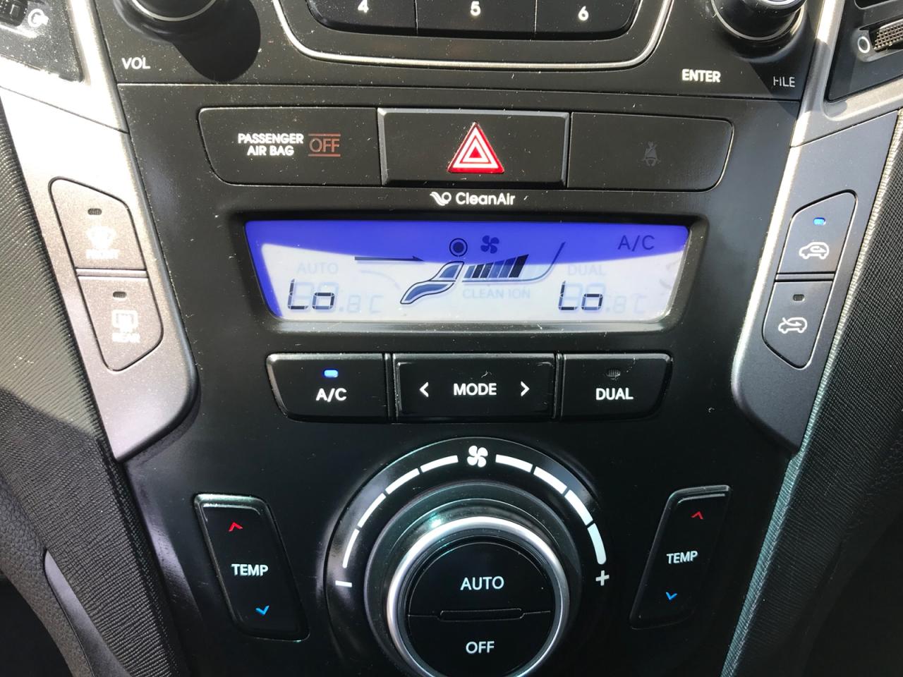 2013 Hyundai Santa Fe Sport 2.0 AWD Photo