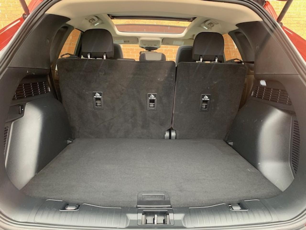 2020 Ford Escape SE AWD Photo