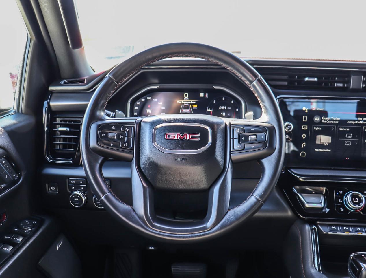 2023 GMC Sierra 1500 AT4 Photo