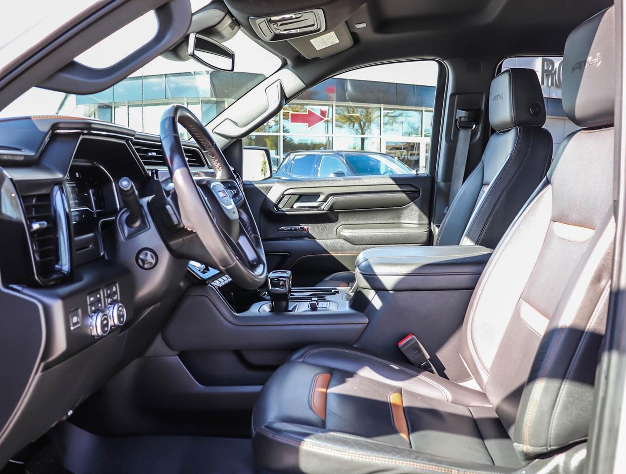 2023 GMC Sierra 1500 AT4 Photo