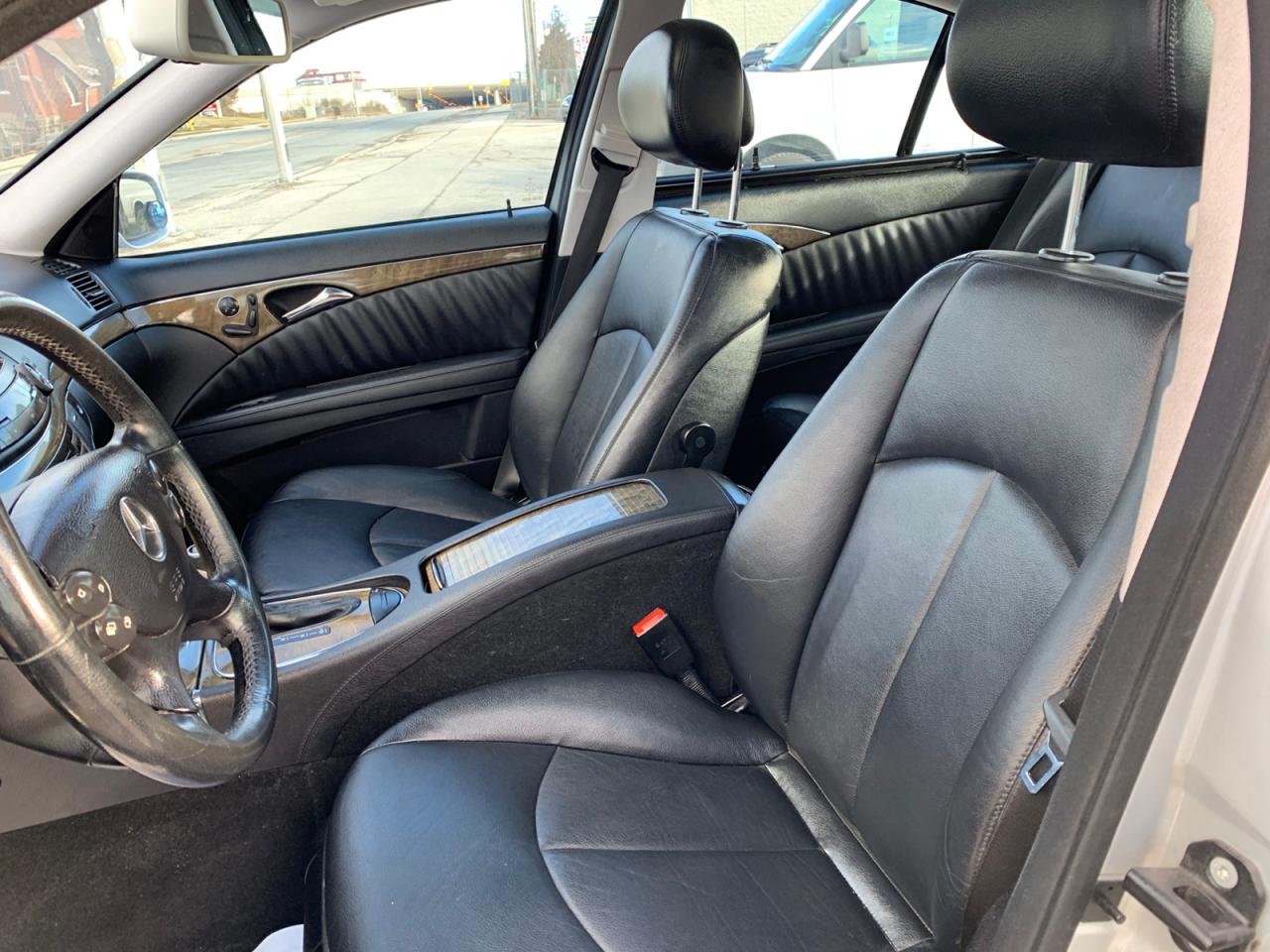 2008 Mercedes-Benz E350 E350 Luxury Photo