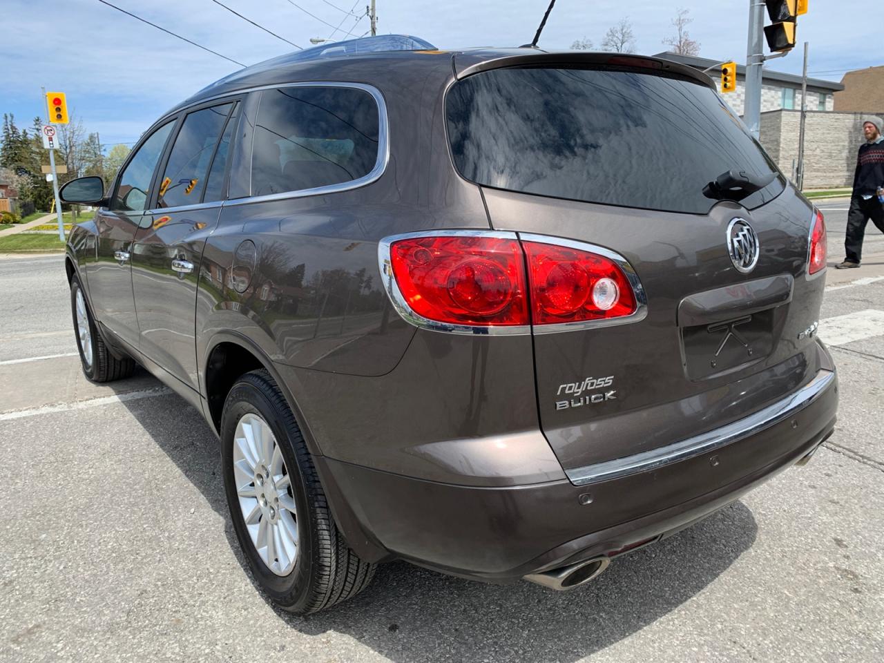 2011 Buick Enclave CXL-1 FWD Photo
