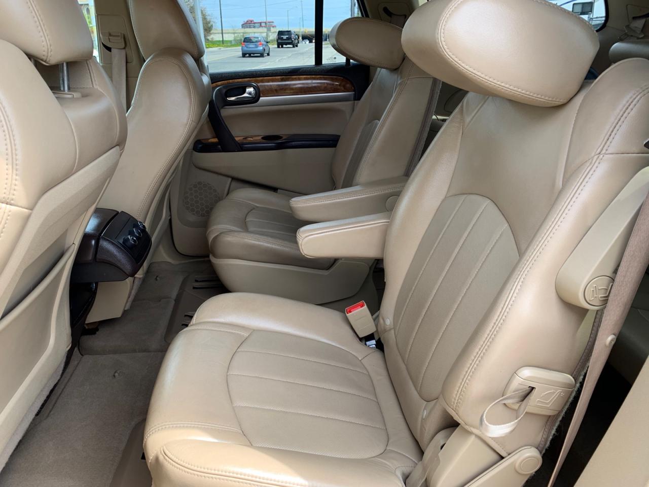 2011 Buick Enclave CXL-1 FWD Photo