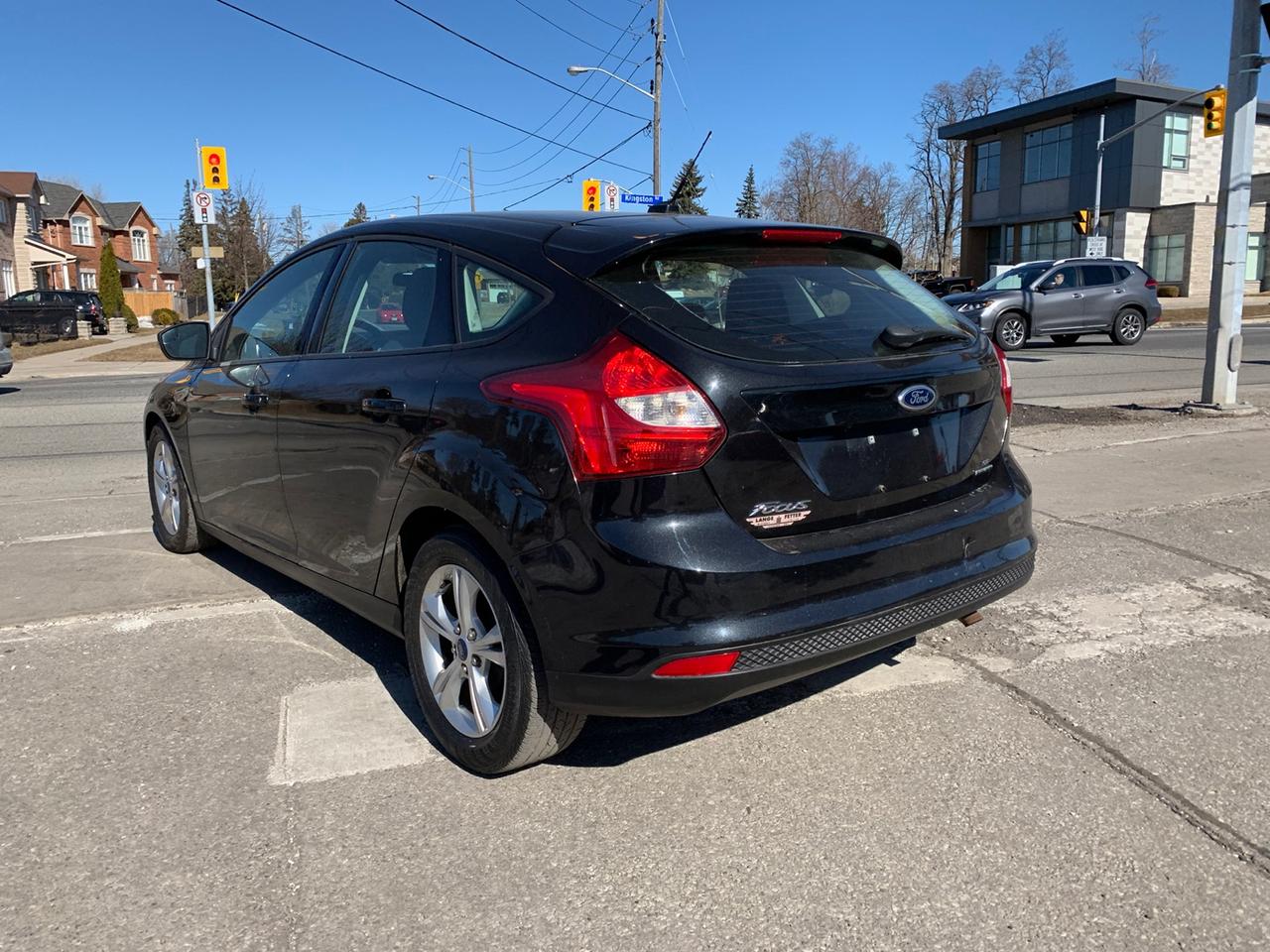 2013 Ford Focus SE Hatch Photo