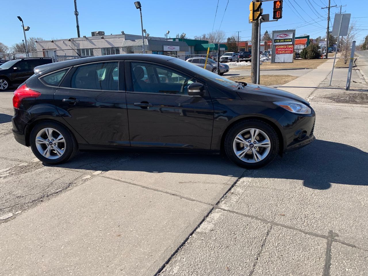 2013 Ford Focus SE Hatch Photo