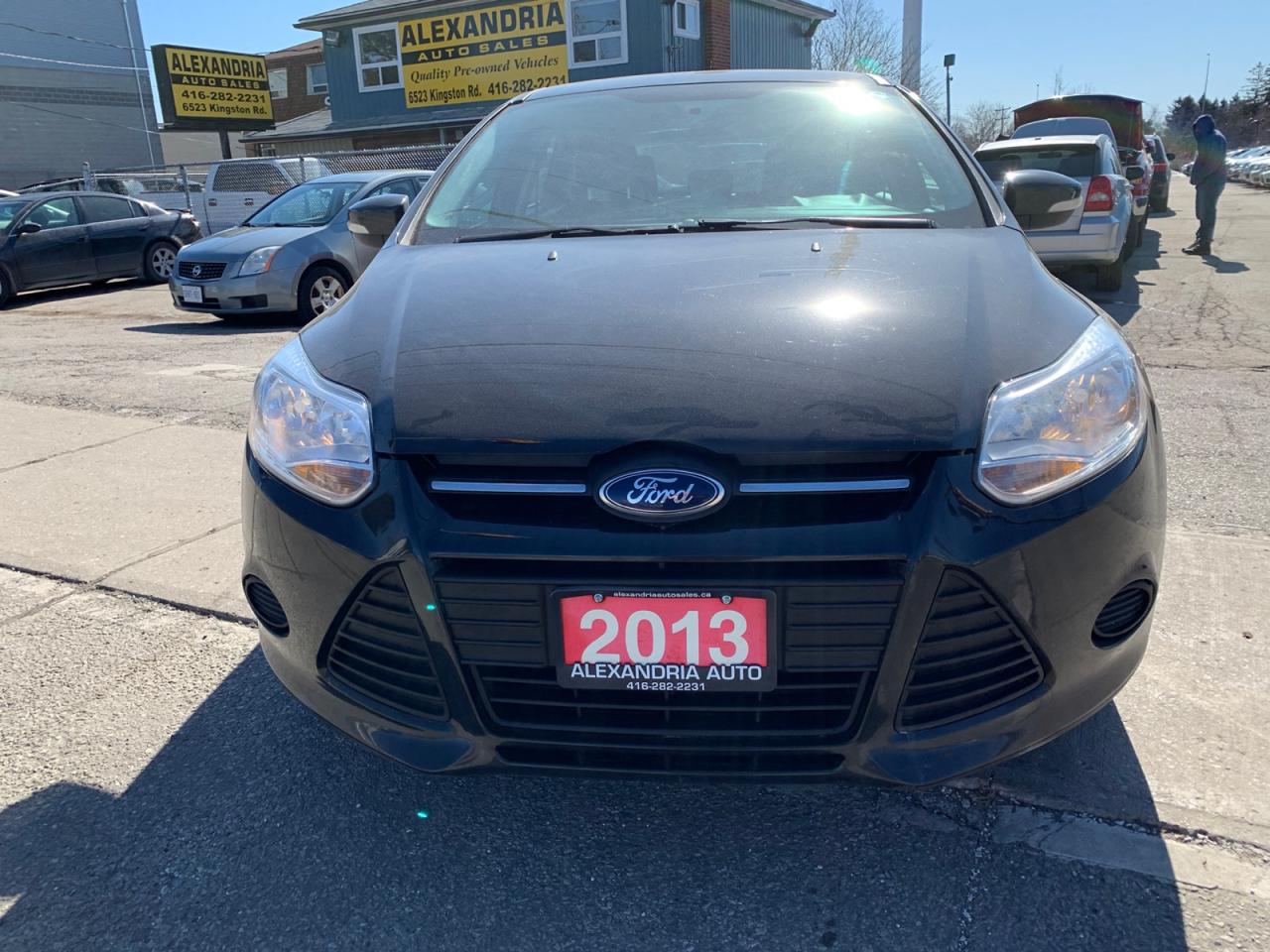 2013 Ford Focus SE Hatch Photo