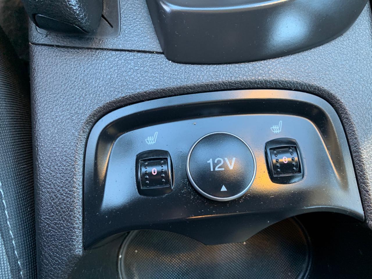 2013 Ford Focus SE Hatch Photo