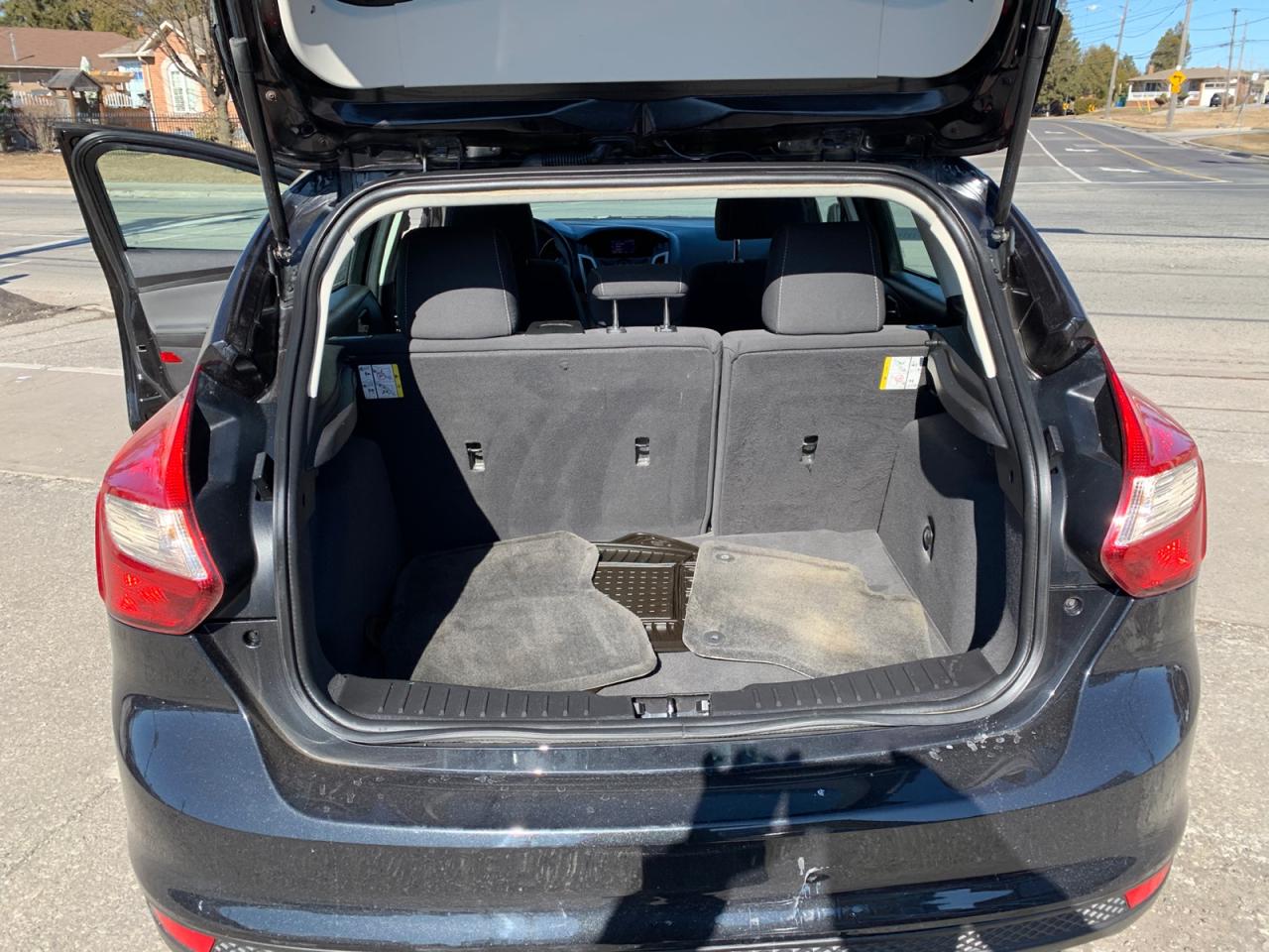 2013 Ford Focus SE Hatch Photo