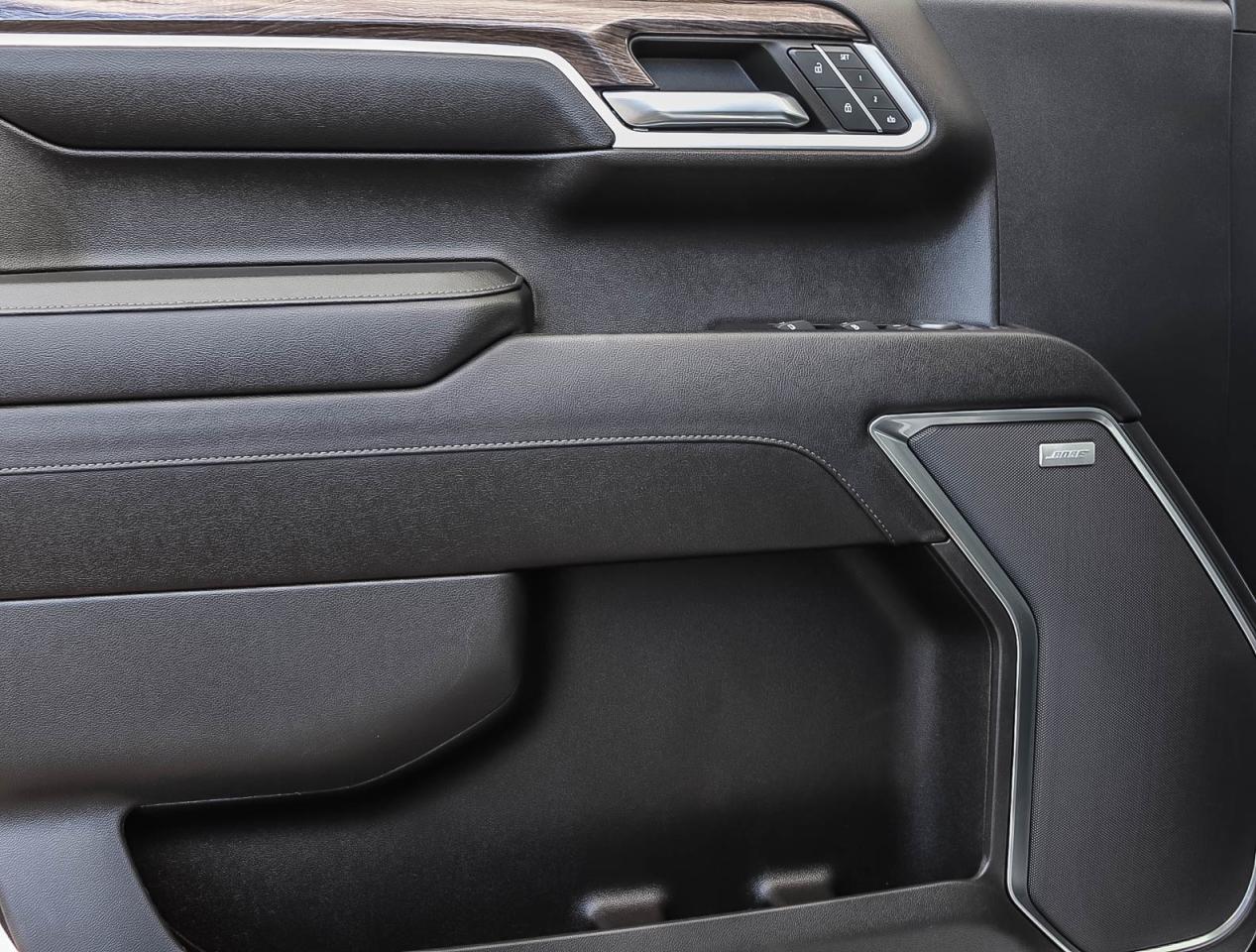 2023 Chevrolet Silverado 1500 LTZ Photo