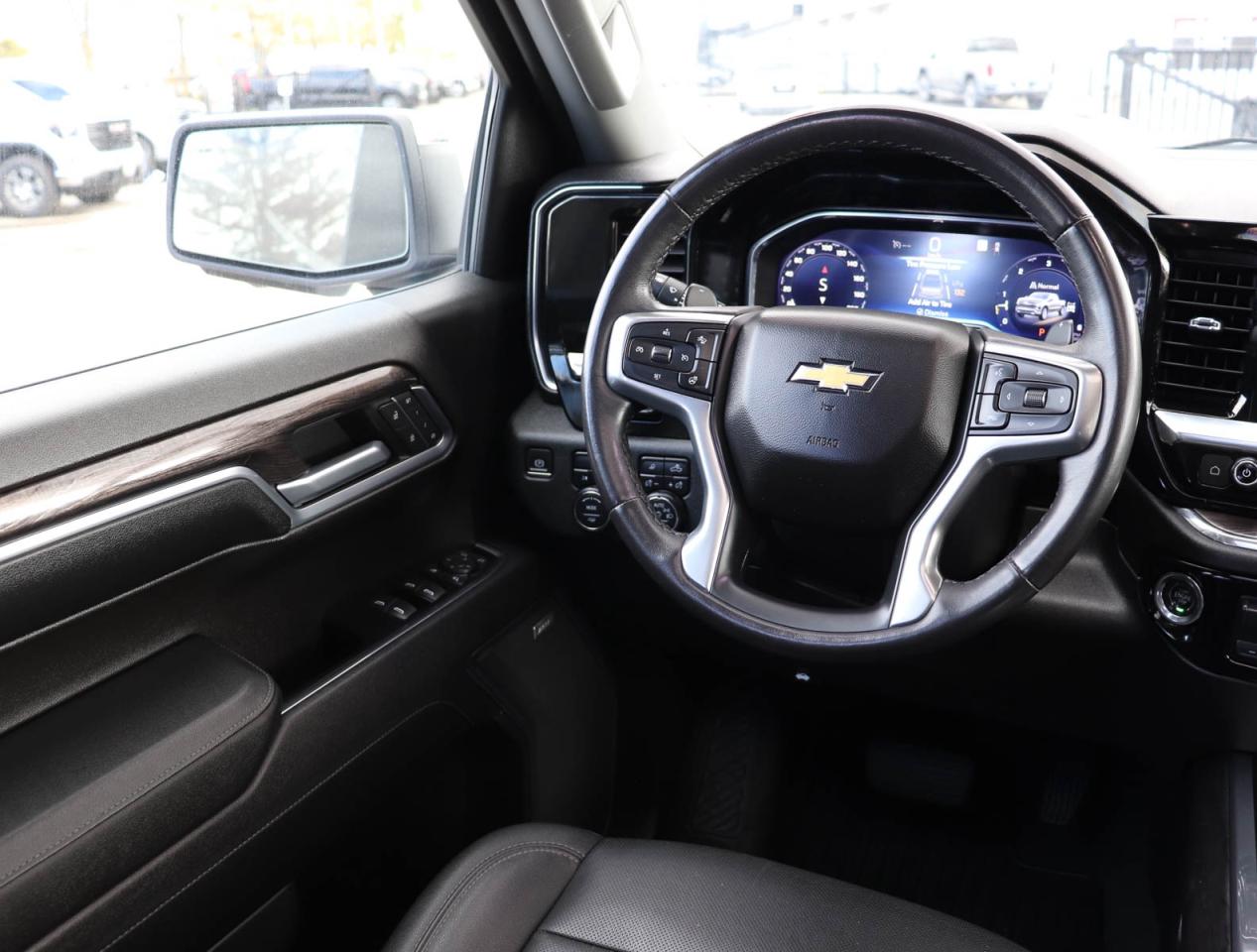 2023 Chevrolet Silverado 1500 LTZ Photo