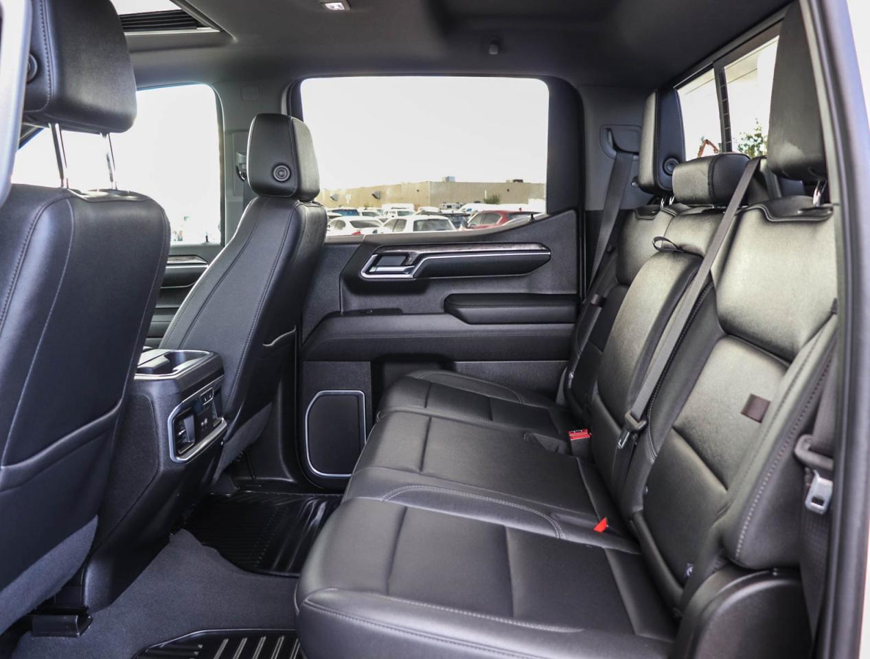 2023 Chevrolet Silverado 1500 LTZ Photo