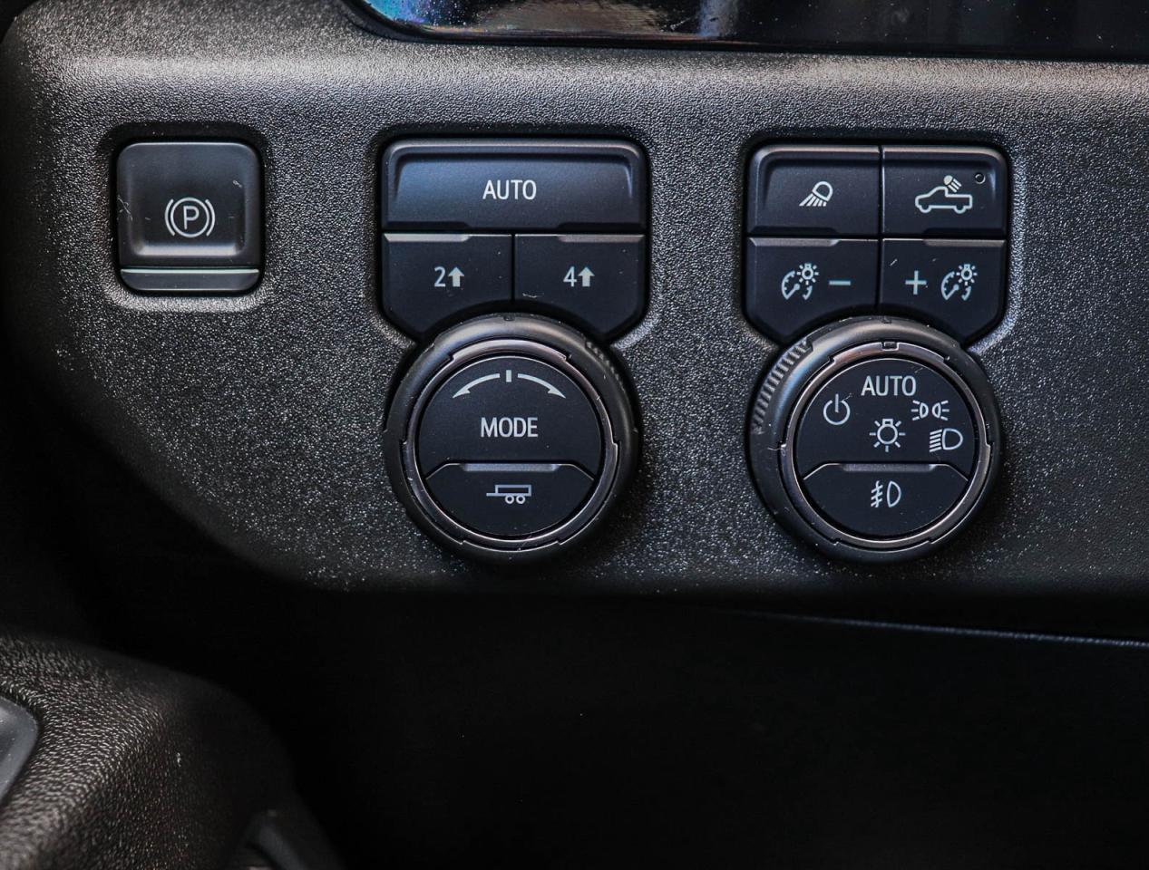 2023 Chevrolet Silverado 1500 LTZ Photo