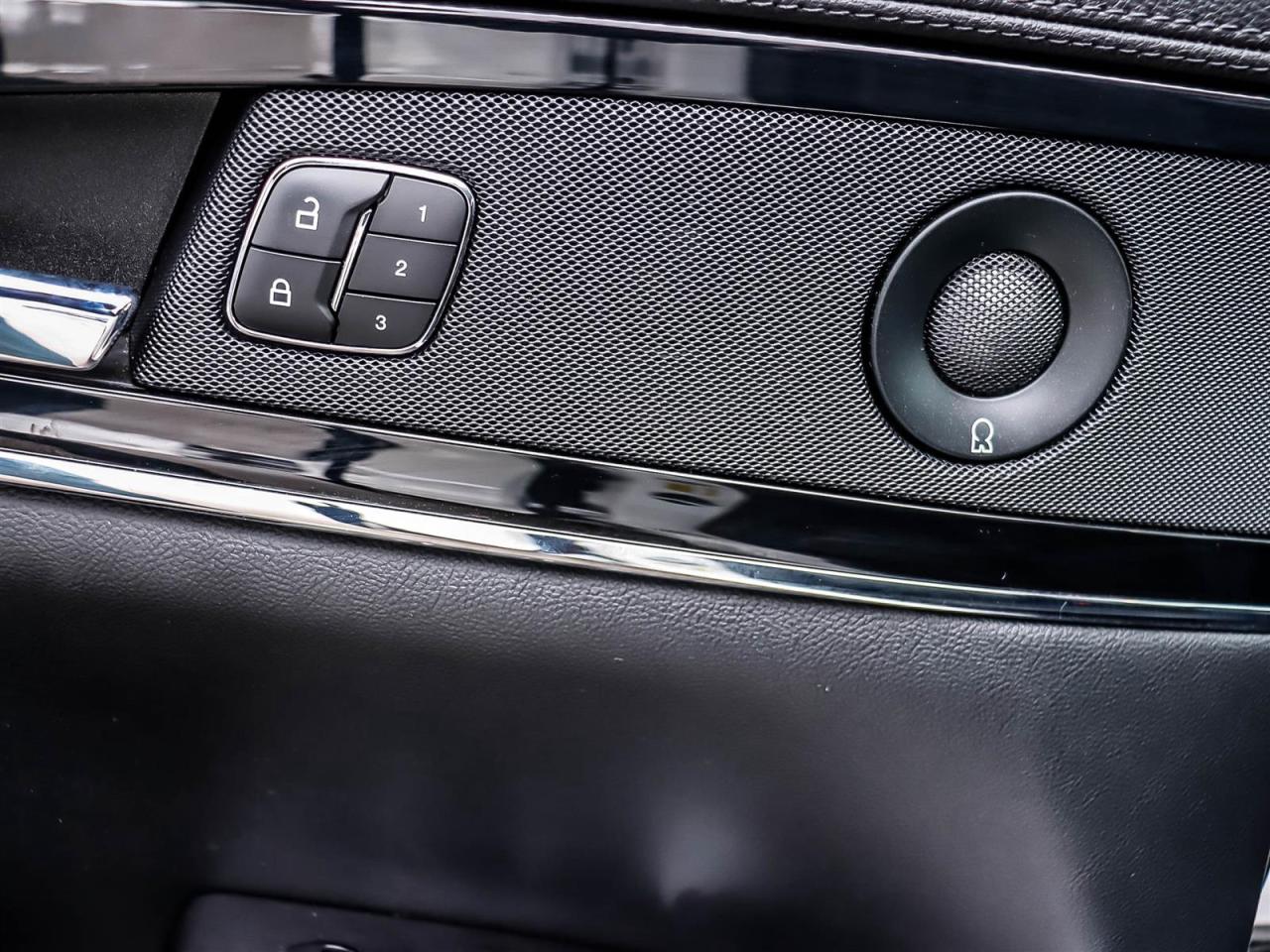 2023 Lincoln Nautilus RESERVE Photo