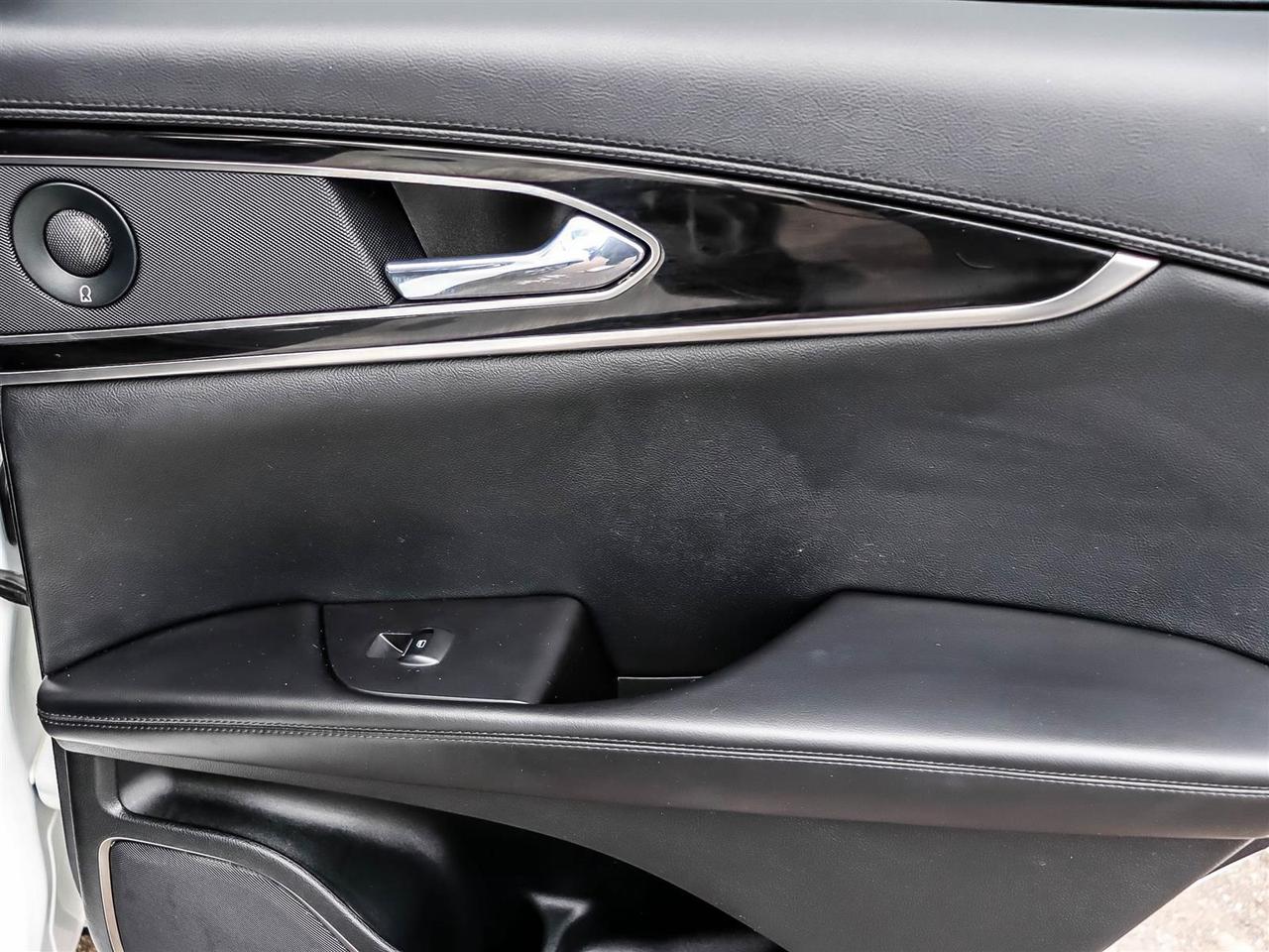 2023 Lincoln Nautilus RESERVE Photo