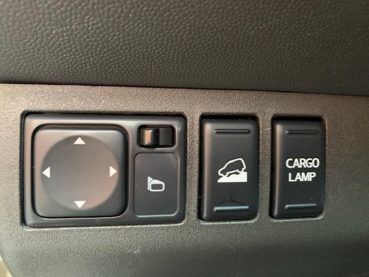 2018 Nissan Frontier PRO-4X 4x4 Photo