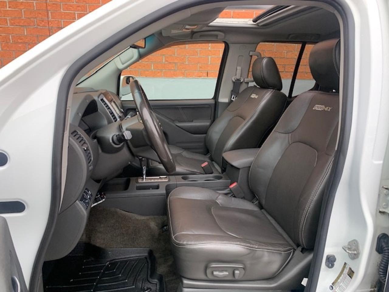 2018 Nissan Frontier PRO-4X 4x4 Photo