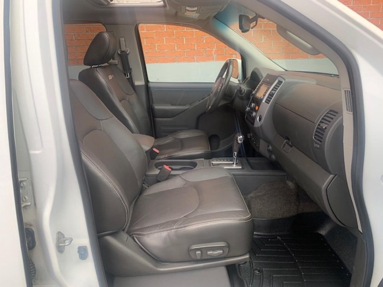 2018 Nissan Frontier PRO-4X 4x4 Photo