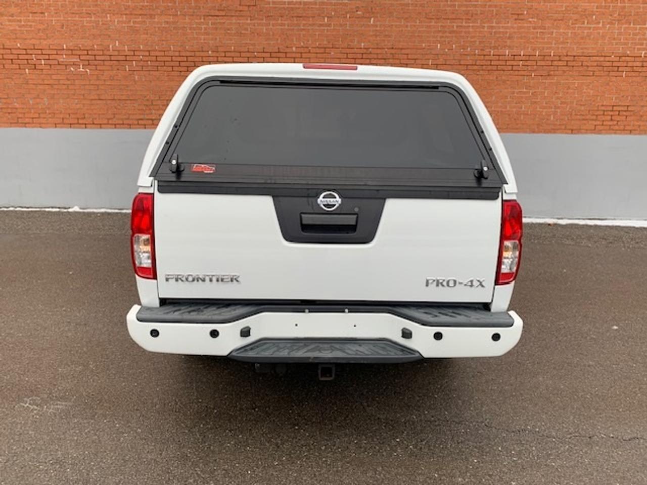 2018 Nissan Frontier PRO-4X 4x4 Photo