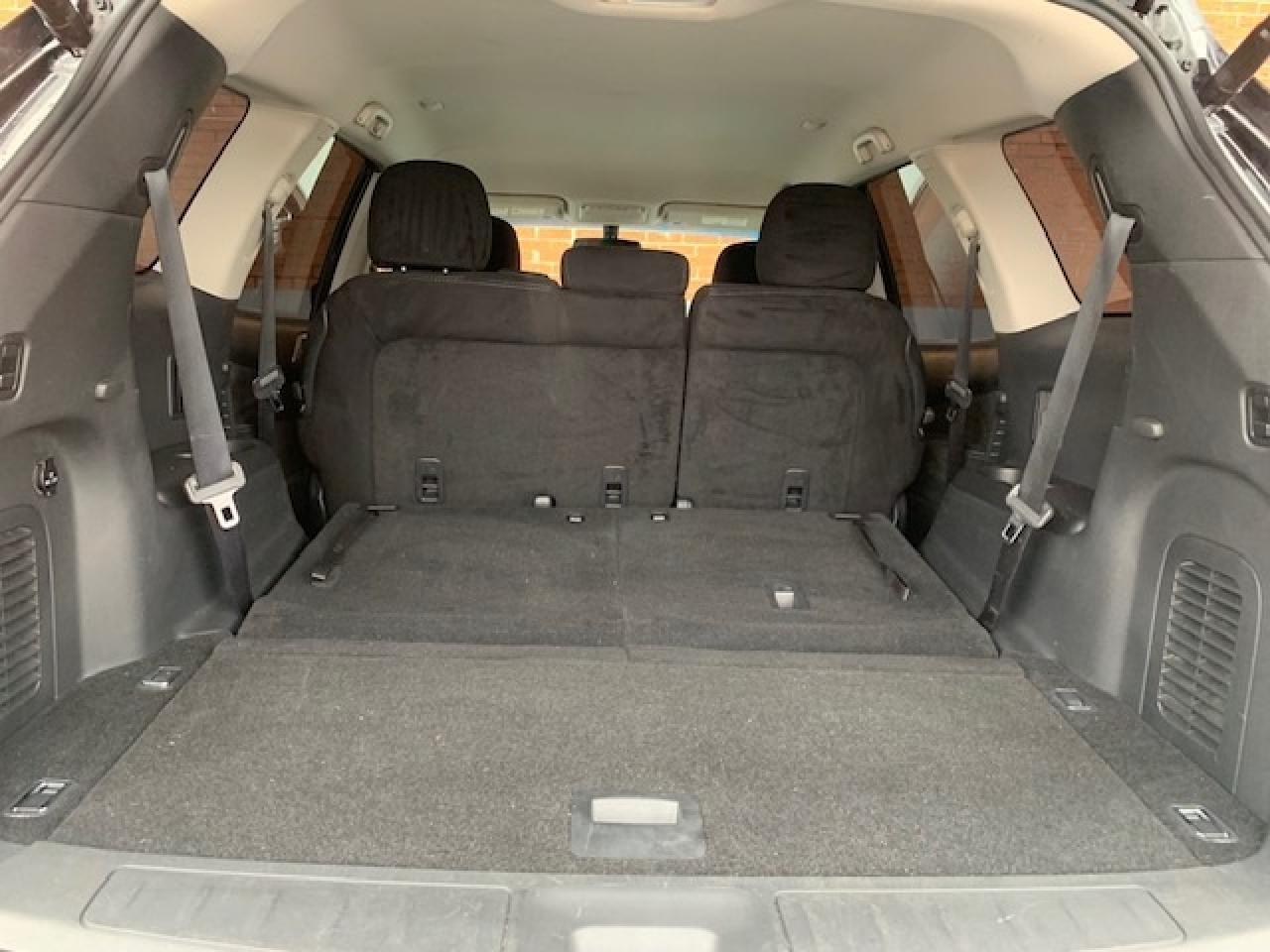 2016 Nissan Pathfinder SV AWD Photo