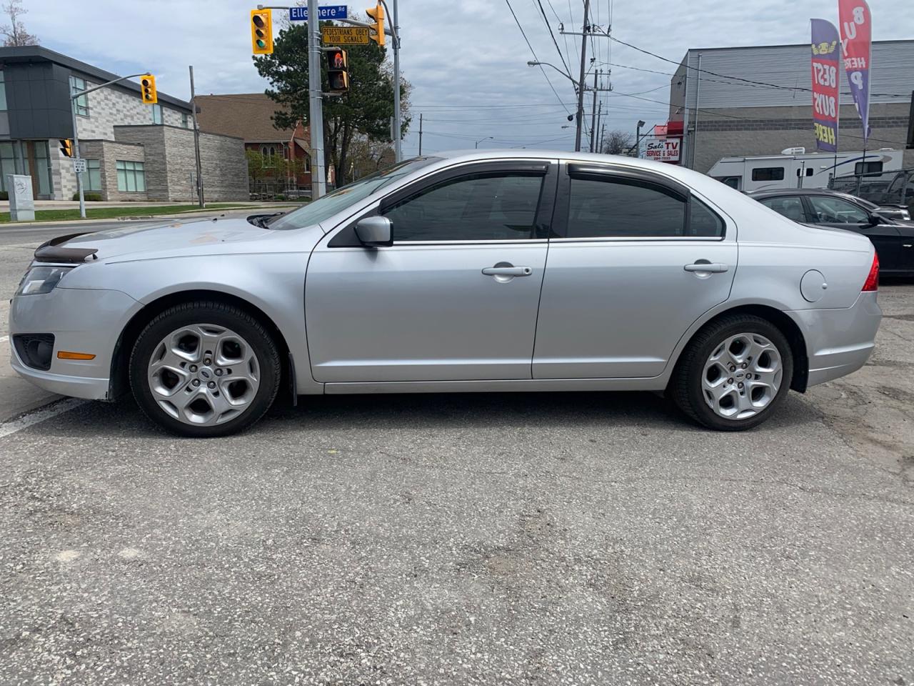 2011 Ford Fusion I4 SE Photo4