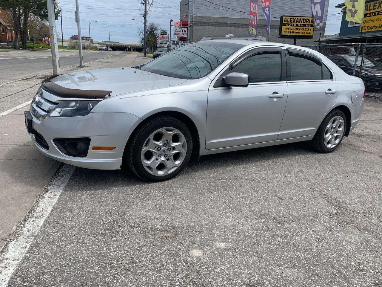 2011 Ford Fusion I4 SE Photo3