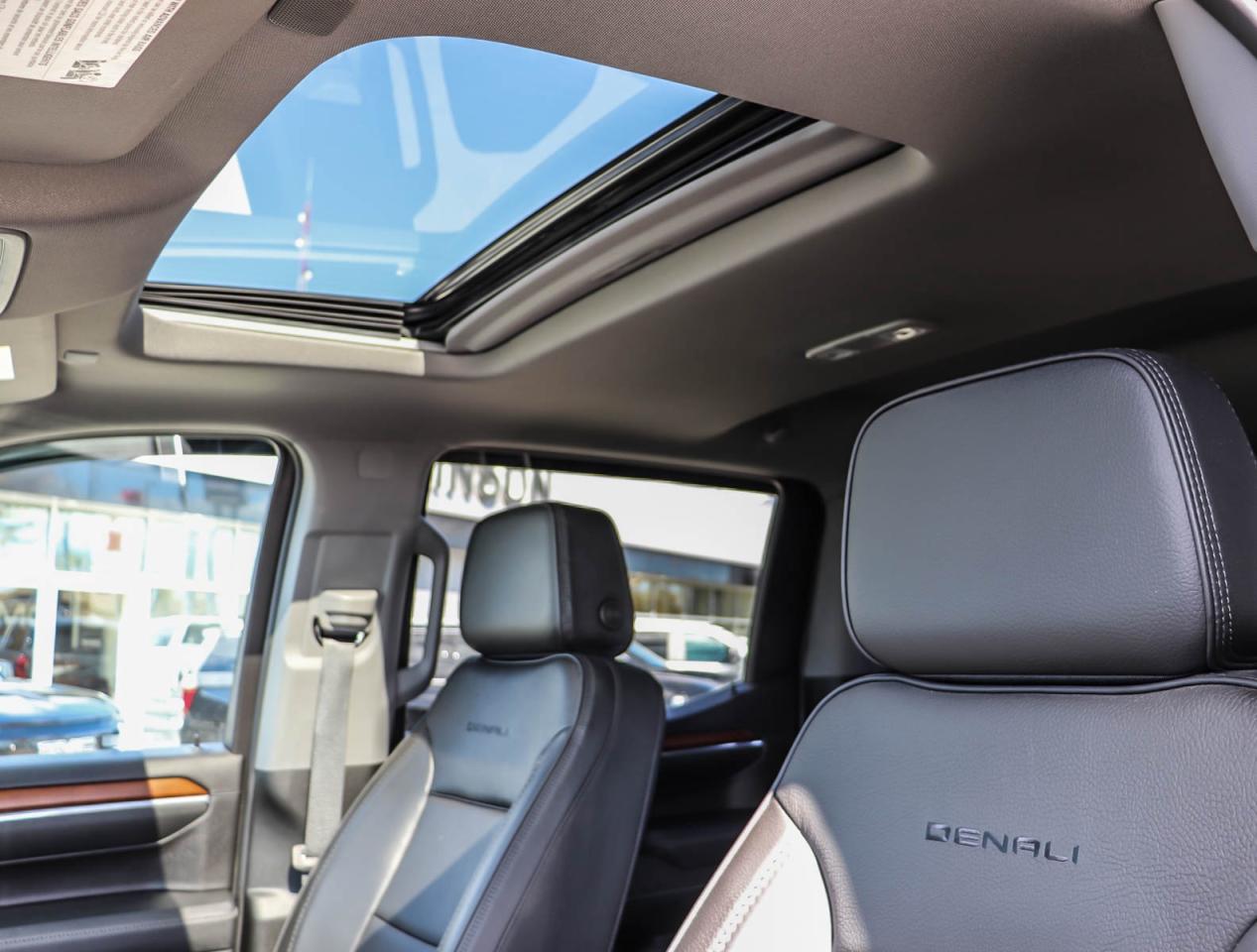 2025 GMC Sierra 1500 Denali Photo