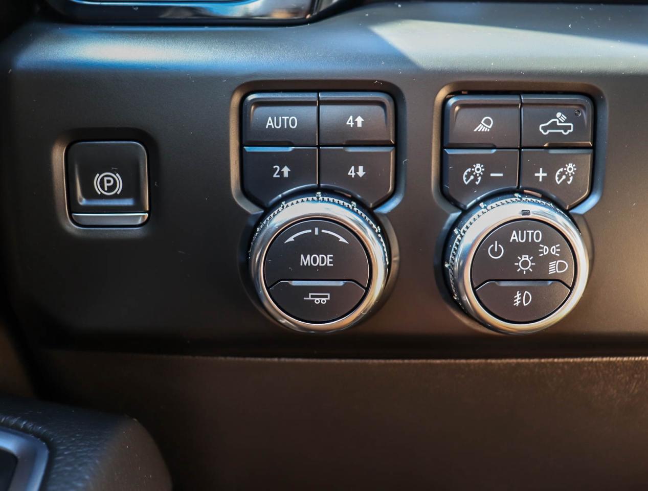 2025 GMC Sierra 1500 Denali Photo