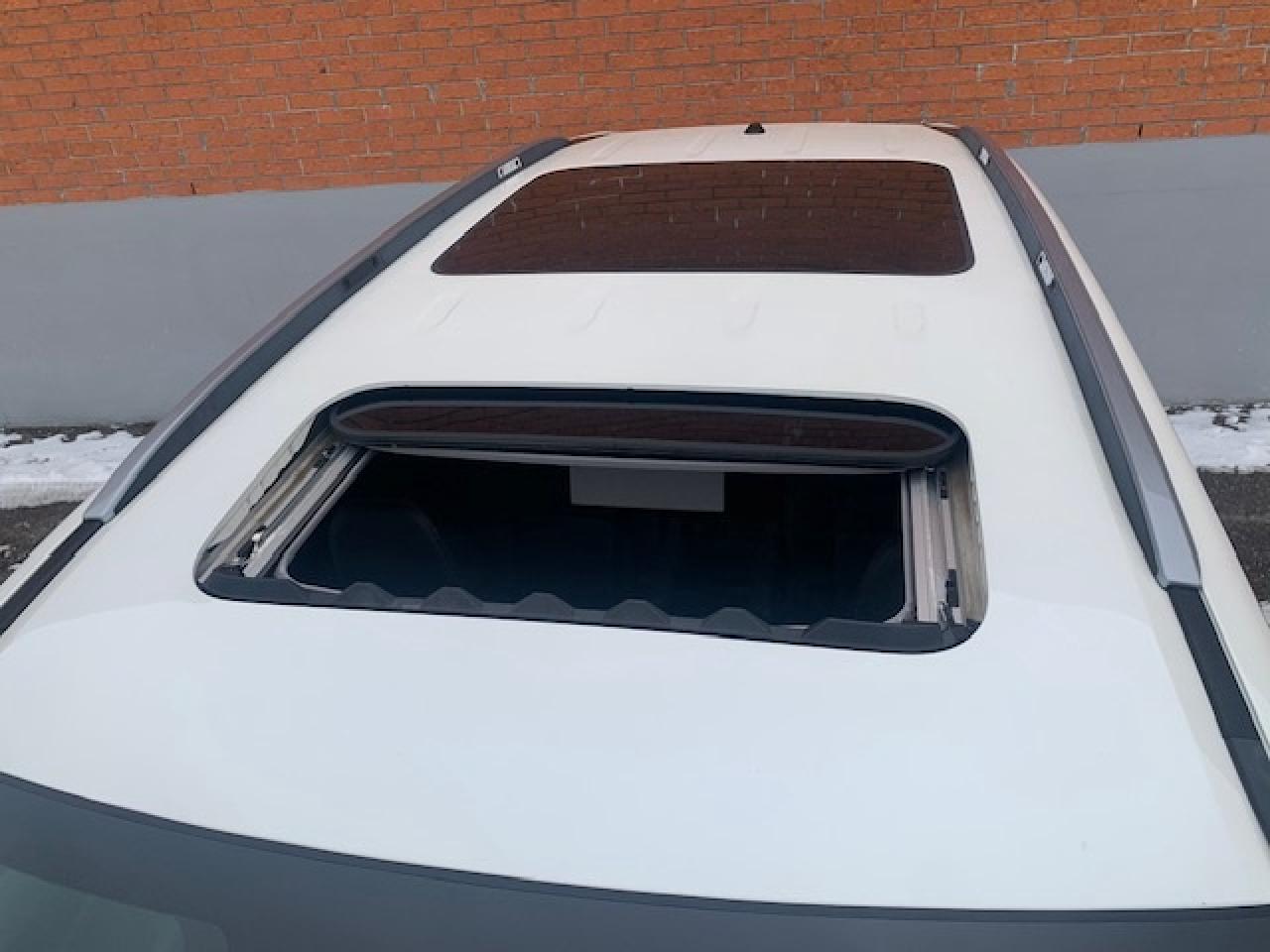 2017 Honda Pilot Touring AWD Photo