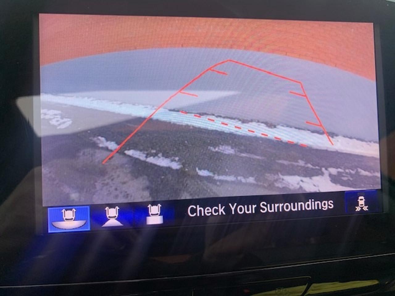 2017 Honda Pilot Touring AWD Photo