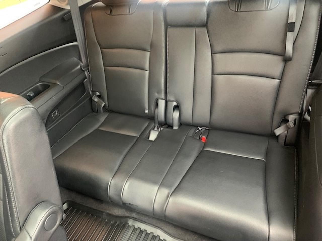 2017 Honda Pilot Touring AWD Photo