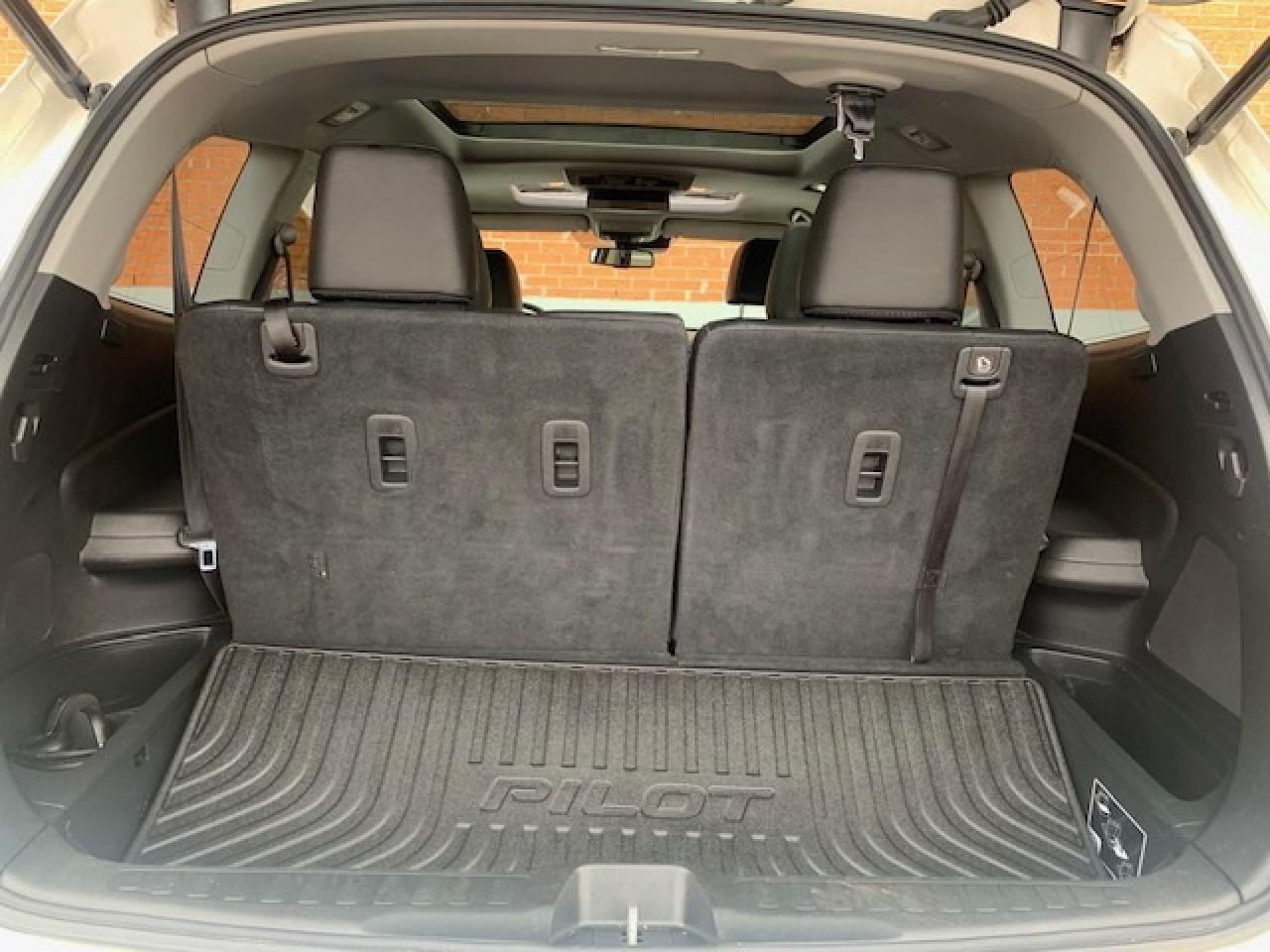 2017 Honda Pilot Touring AWD Photo