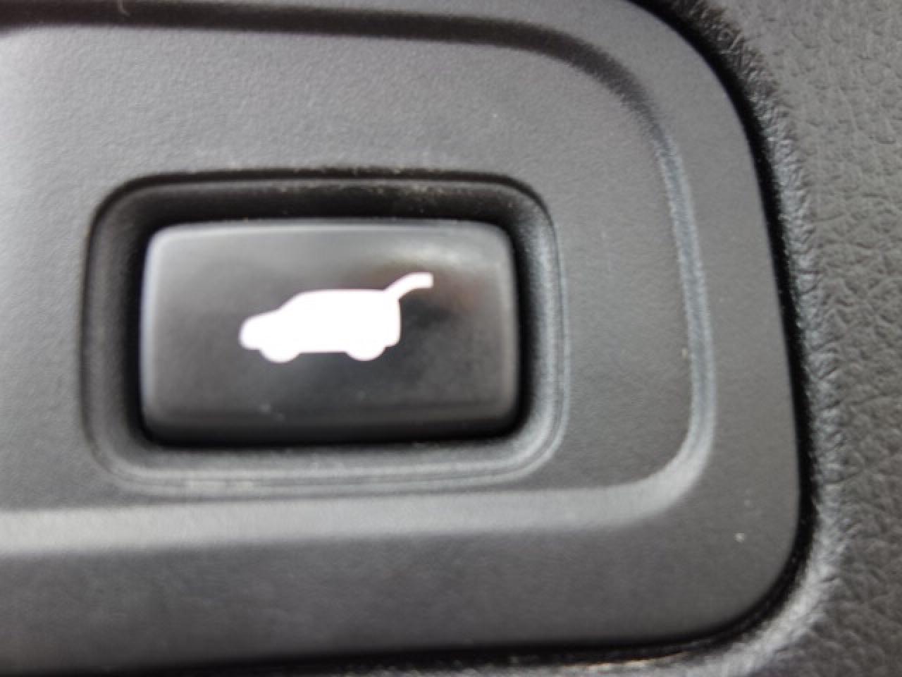 2017 Honda Pilot Touring AWD Photo