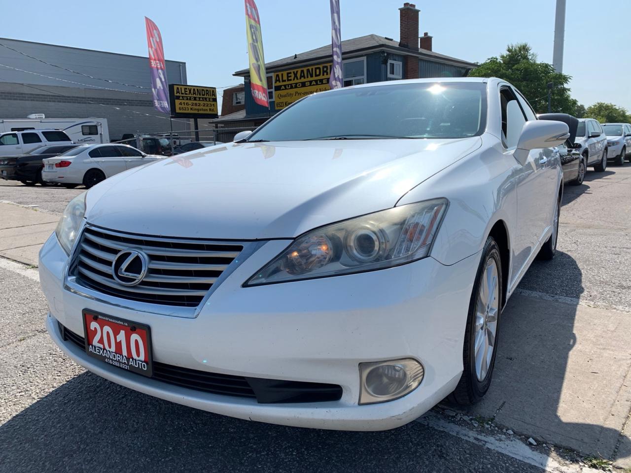 2010 Lexus ES 350 Sedan Photo0