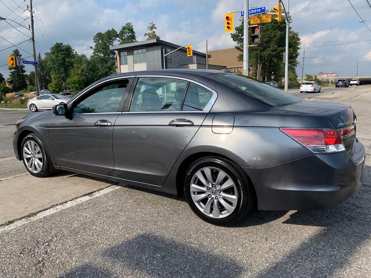 2012 Honda Accord EX-L Sedan AT with Navigation Photo
