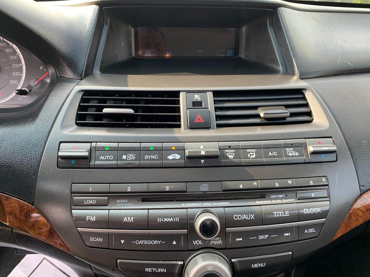 2012 Honda Accord EX-L Sedan AT with Navigation Photo